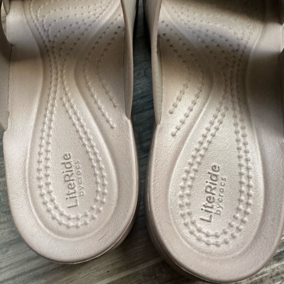 Brooklyn Buckle CROCS - Picture 6 of 8